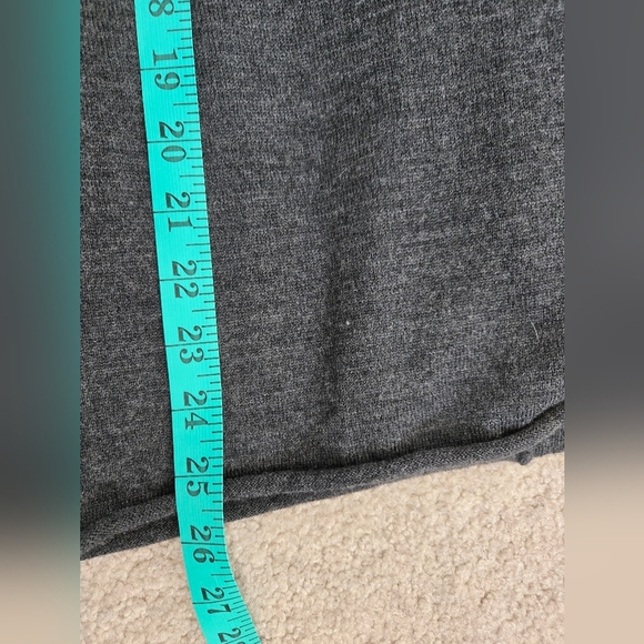 CAROLE LITTLE Extra Fine Merino Wool Gray Shawl Collar Cardigan. Size M - Picture 13 of 14